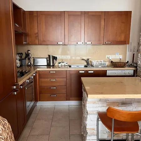 Sandy Kisses Apartment Larnaka